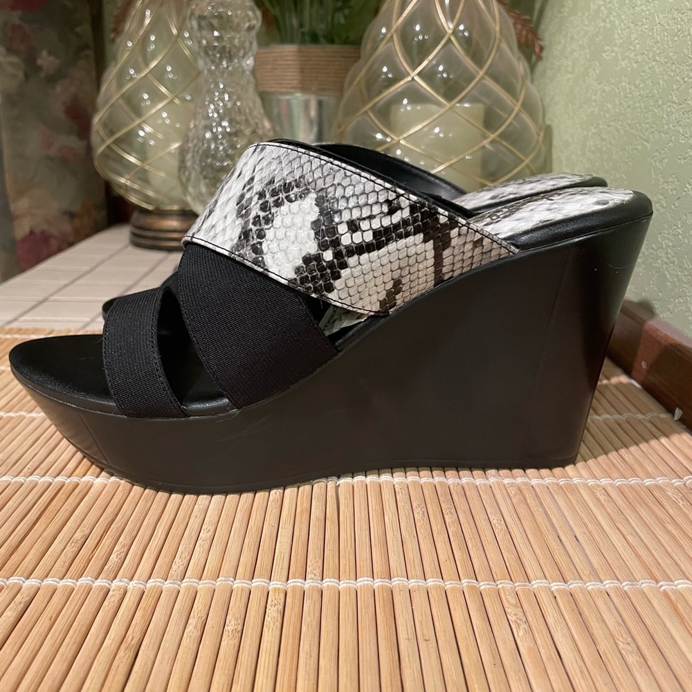 Black Wedge Heels